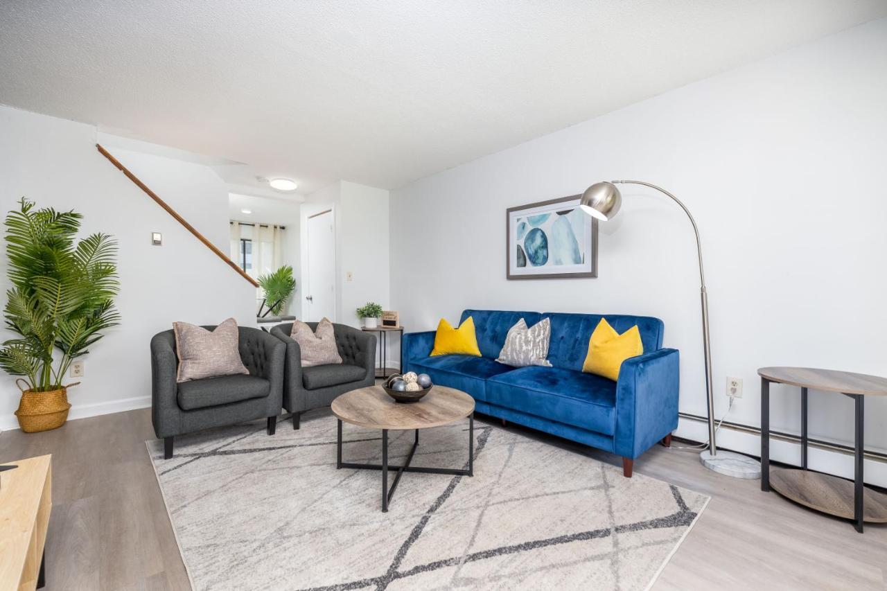 Beautiful 3 Bedroom Condo In Hartford! Buitenkant foto